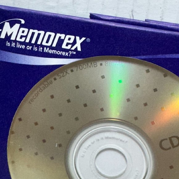 MEMOREX CD-R 52X 700MB (80 Mins) 6-Pack Discs in Paper Sleeves - Recordable - Picture 3 of 4